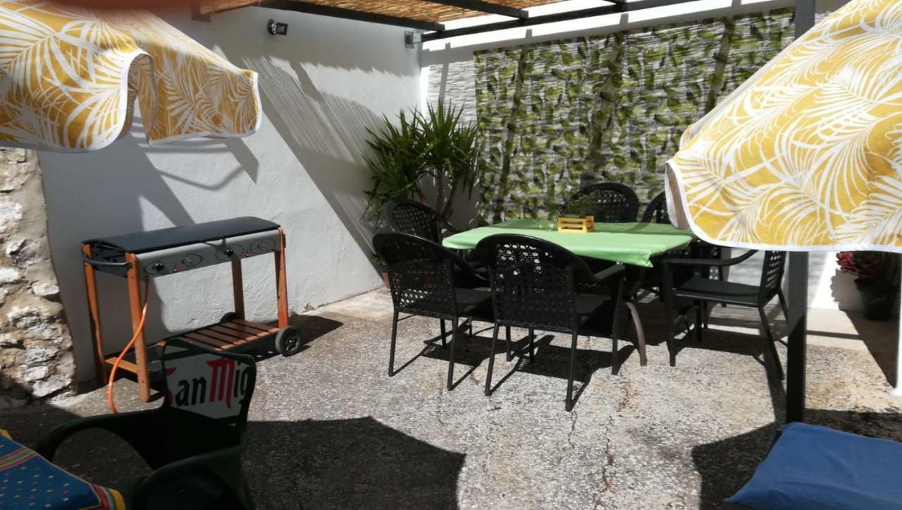 La Casita De Piedra Villa Villanueva del Rosario Bagian luar foto